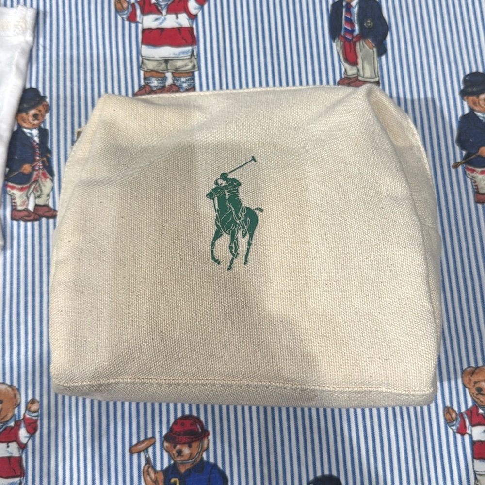 Polo Pouch